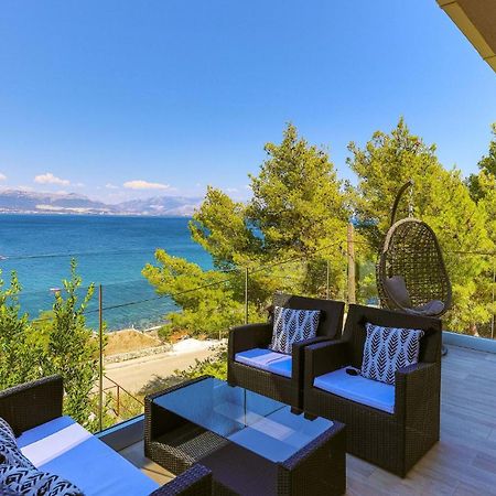 Gorgeous Home In Trogir With Jacuzzi Εξωτερικό φωτογραφία